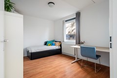 24. Eduard Künnekehof 21_48.jpg